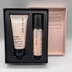 🆕  NIB Mary Kay Microdermabrasion 2 Step Set